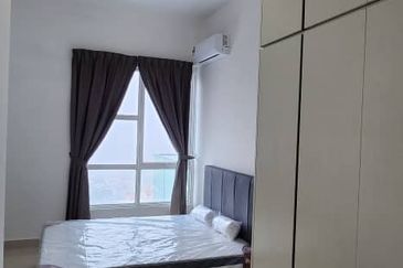 The Pinnacles (Pinnacle Tower)