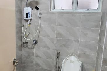 The Pinnacles (Pinnacle Tower)