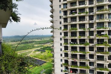 Starview Bay @ Forest City