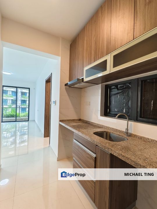 Starview Bay 1 Bedroom Unit For Sale, Johor, 