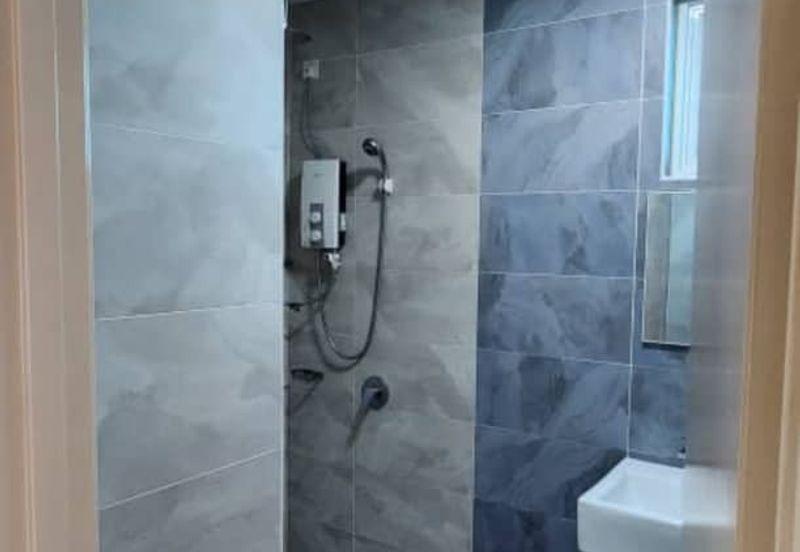 The Pinnacles (Pinnacle Tower)