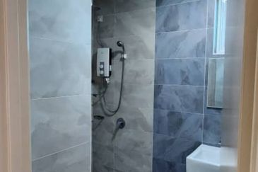 The Pinnacles (Pinnacle Tower)