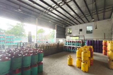 Kempas Utama Industrial Park