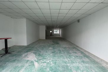 Oasis 2 @ Tropicana Danga Cove