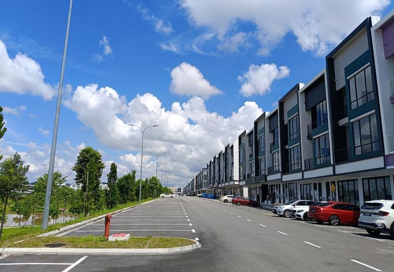 Crest @ Austin Emerald 2