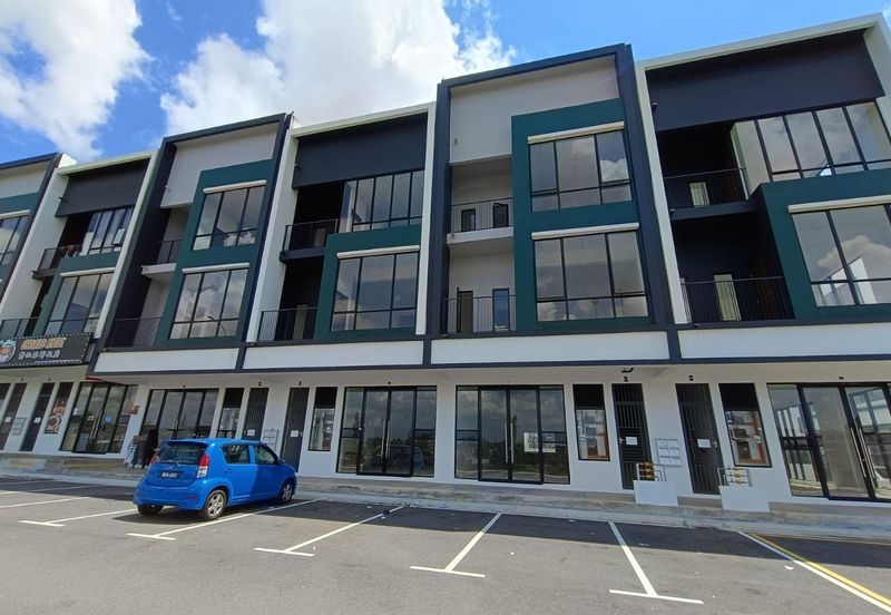 Crest @ Austin Emerald 2