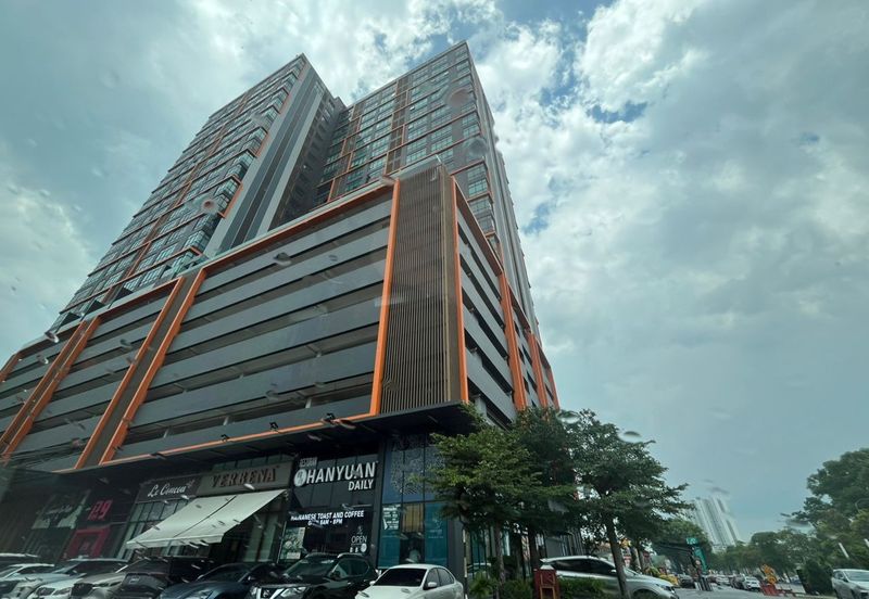 Austin 18 Versatile Business Suites