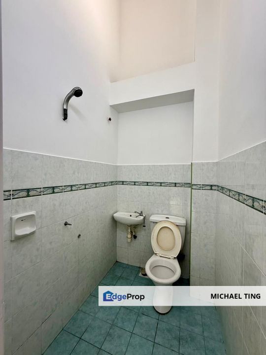 Bukit Dahlia - 2 Storey Terrace House For Sale, Johor, Pasir Gudang