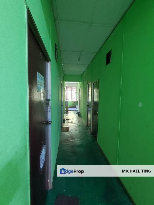 Taman Rinting - Shop For Sale, Johor, Masai