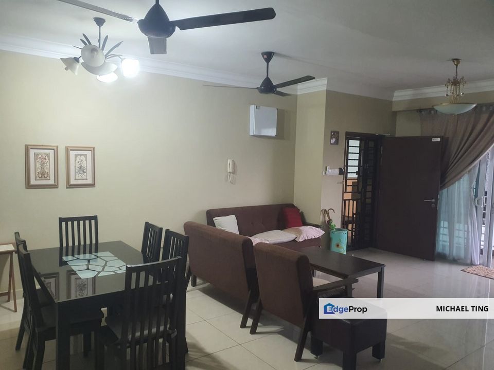 Golden Sand Seaview 3 Bedroom Unit For Sale, Johor, Johor Bahru