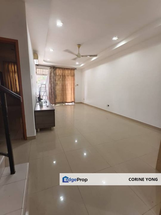 1.5 Storey Terrace House For Sale Pelangi Indah 🏡, Johor, Ulu Tiram