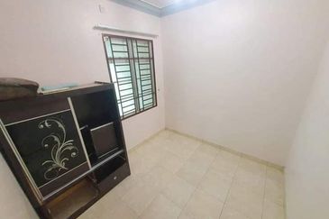 Taman Austin Perdana