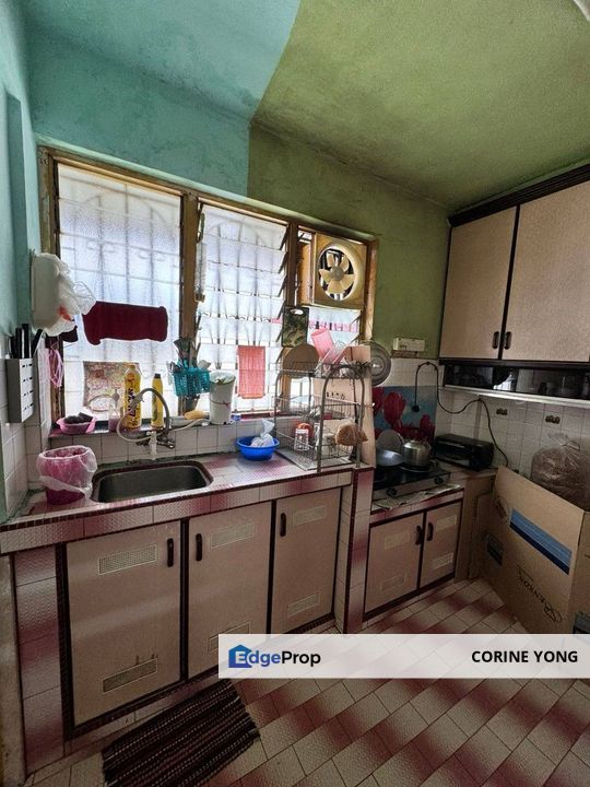 Low Cost Flat For Sale At Taman Daya 🏬, Johor, Johor Bahru