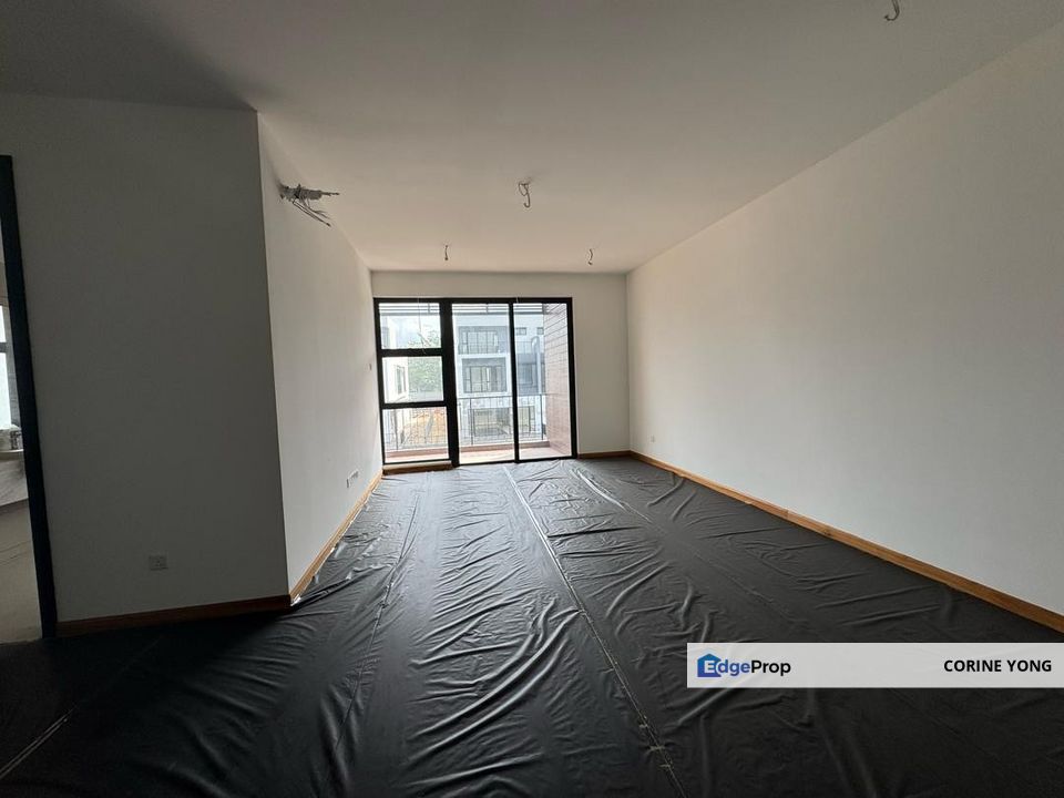 3 Storey Terrace House For Sale At Senibong Cove , Johor, Masai