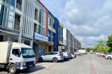 Bandar Baru Seri Alam