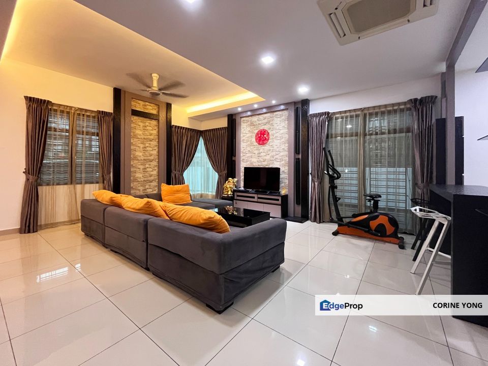 Double Storey Cluster House For Sale At Mutiara Mas, Johor, Skudai