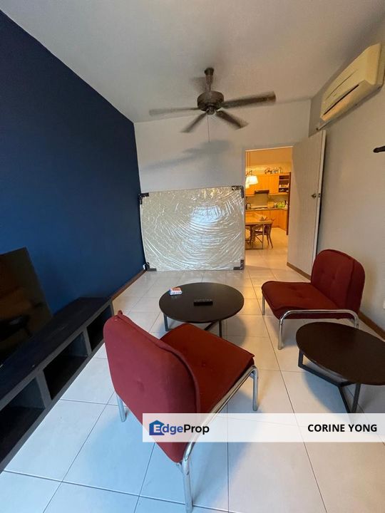 Molek Pine 1 Service Apartment For Sale At Taman Molek , Johor, Johor Bahru