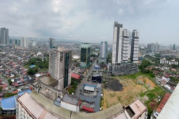 The Pinnacles (Pinnacle Tower)