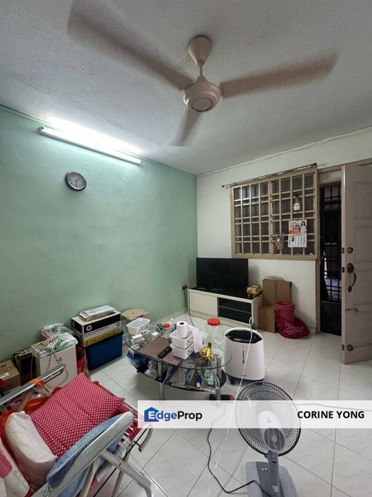 Low Cost Flat For Sale At Taman Daya 🏬, Johor, Johor Bahru