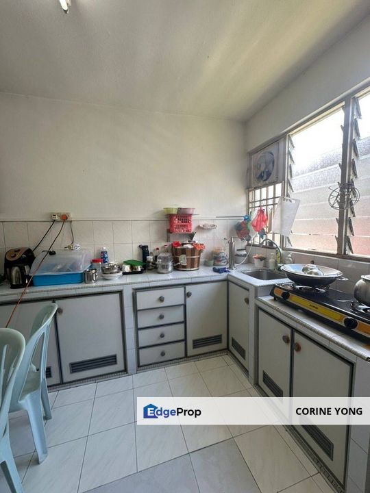 Low Cost Flat For Sale At Taman Daya 🏬, Johor, Johor Bahru