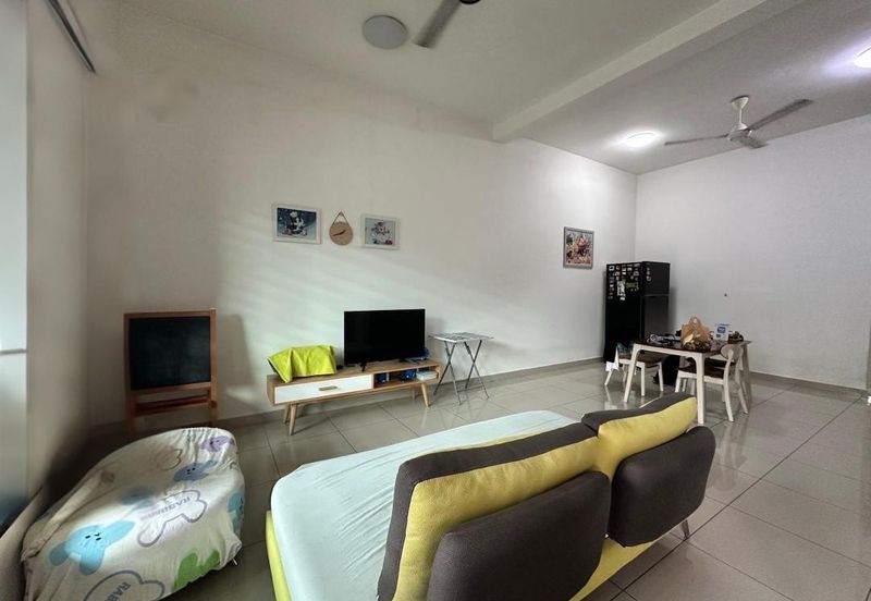 Austin Residence @Taman Mount Austin