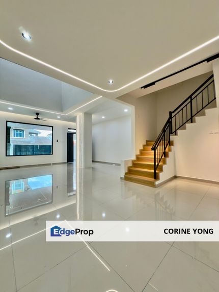 2.5 Storey Terrace House For Sale At Taman Skudai Baru , Johor, Skudai