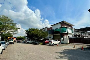 Kempas Utama Industrial Park