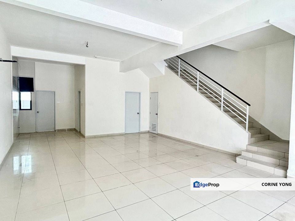 Double Storey Superlink House For Sale At Taman Danga Sutera , Johor, Skudai