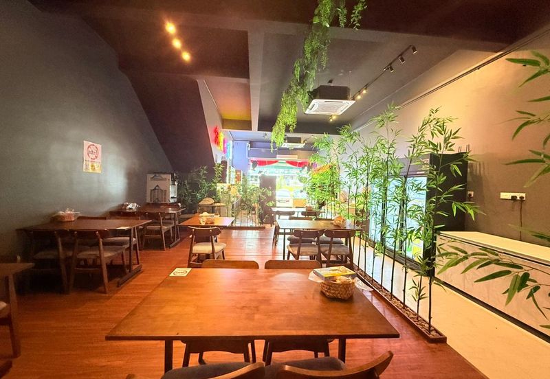 Taman Mount Austin Commercial