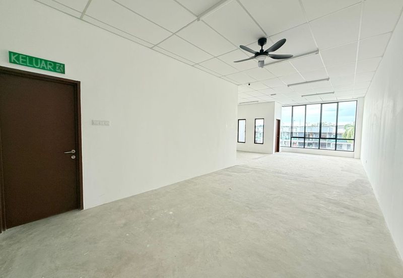 Taman Mount Austin Commercial