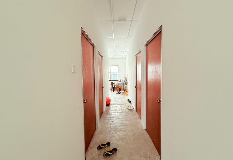 Taman Mount Austin Commercial