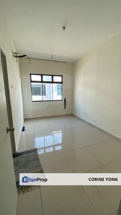 Double Storey Superlink House For Sale At Taman Danga Sutera , Johor, Skudai