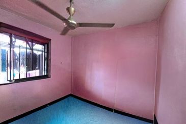 Flat Taman Ungku Tun Aminah