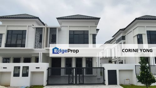 Double Storey Superlink Cluster House For Sale At Setia Tropika , Johor, Setia Tropika
