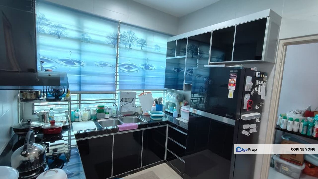 1.5 Storey Terrace House End Lot For Sale At Indahpura Kulai , Johor, Kulai