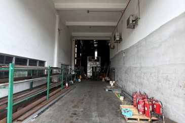 Apex Bizhub Desa Cemerlang