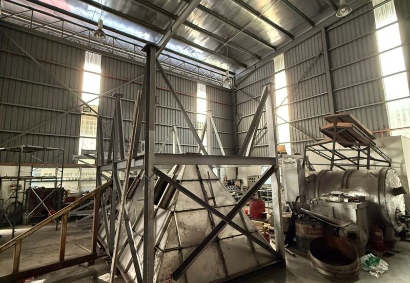 Apex Bizhub Desa Cemerlang