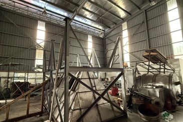 Apex Bizhub Desa Cemerlang