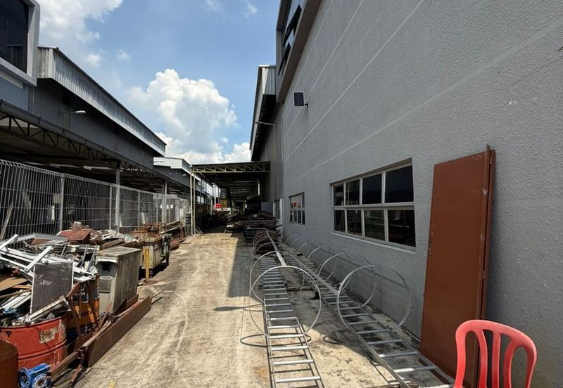 Apex Bizhub Desa Cemerlang