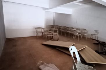 Taman Mount Austin Commercial