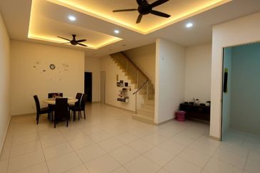 Austin Residence @Taman Mount Austin