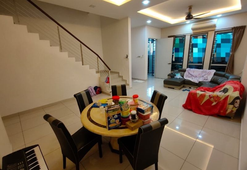 Austin Residence @Taman Mount Austin