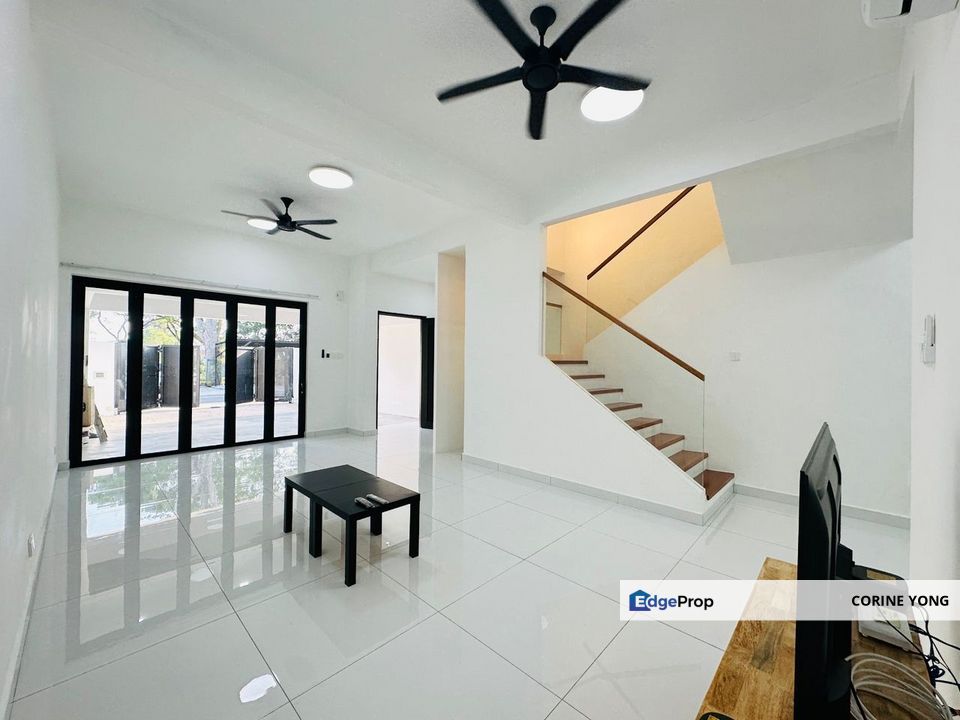 Taman Pelangi Indah Double Storey Superlink House For Sale , Johor, Ulu Tiram