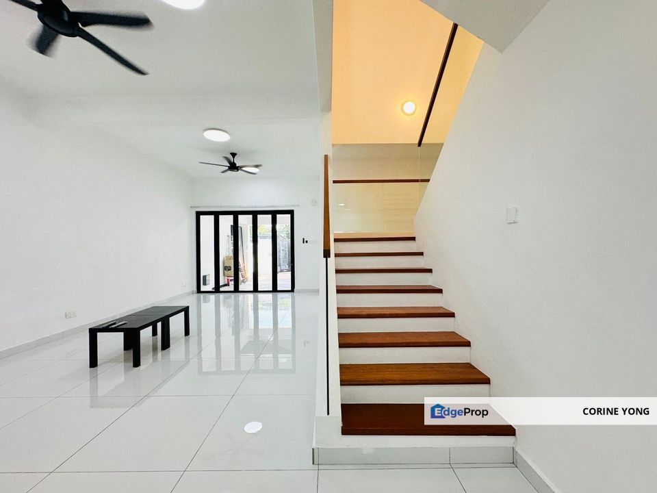 Taman Pelangi Indah Double Storey Superlink House For Sale , Johor, Ulu Tiram