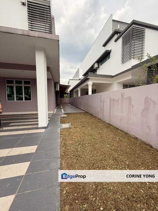 Taman Gaya Double Storey Cluster House For Sale , Johor, Ulu Tiram