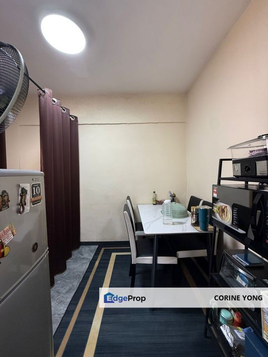 Kekwa Apartment Sutera Utama Low Cost Flat For Sale , Johor, Skudai