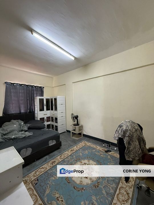 Kekwa Apartment Sutera Utama Low Cost Flat For Sale , Johor, Skudai