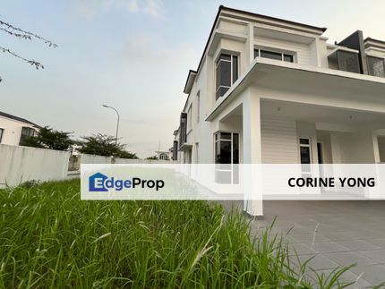 Double Storey Cluster For Sale At Setia Tropika 🏡, Johor, Setia Tropika