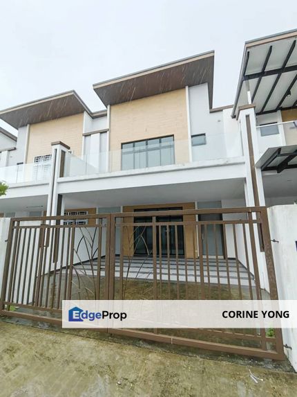 Double Storey Terrace For Sale At Bandar Cemerlang, Johor, Ulu Tiram