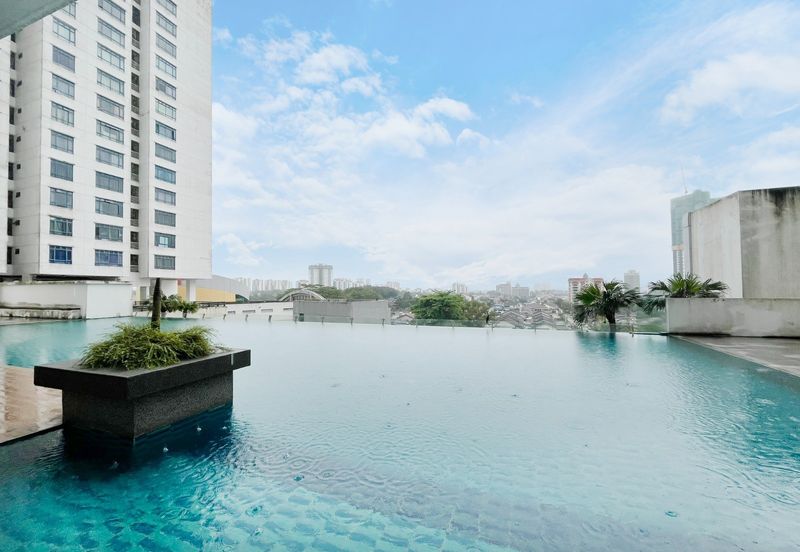 The Pinnacles (Pinnacle Tower)